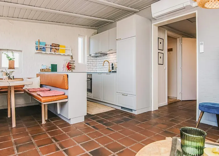 Holiday home 5 Person In Henne-by Traum *