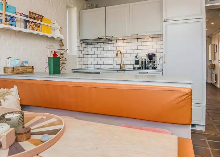 Holiday home 5 Person In Henne-by Traum